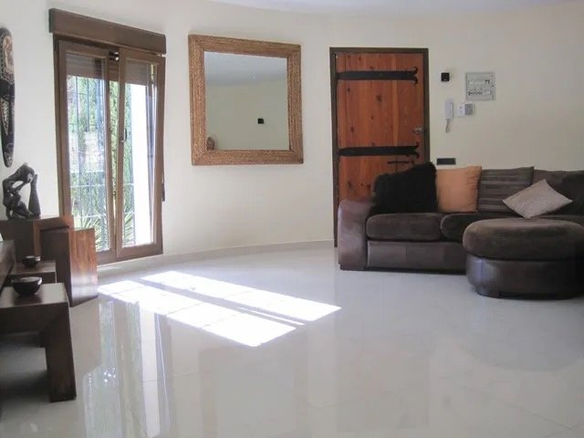 Property 2448 - Image 18